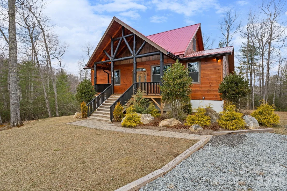 Photo of 449 Hampton Ridge Road