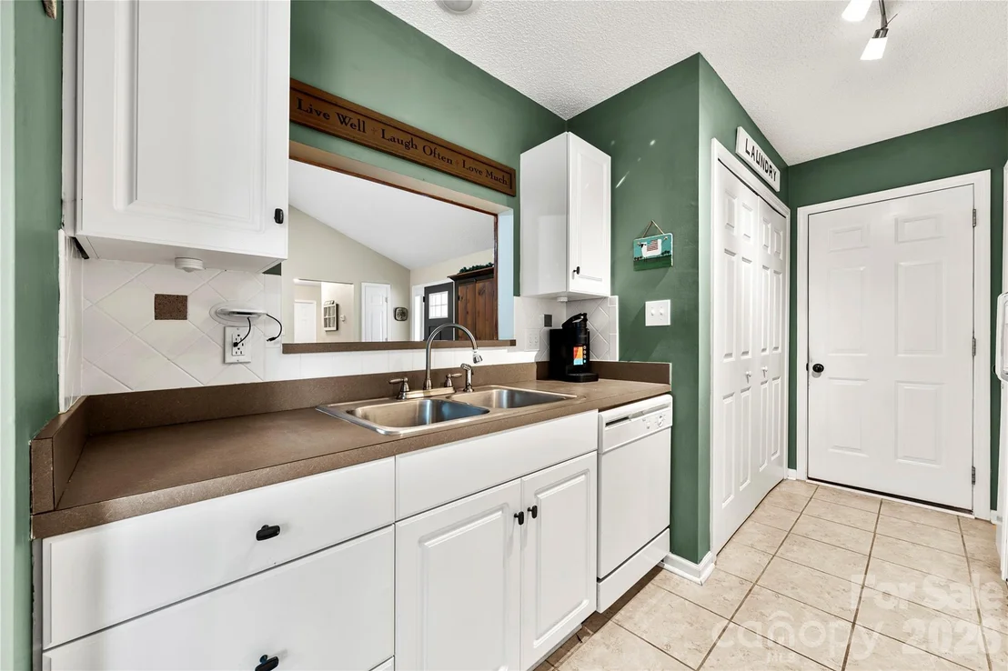 Photo of 4614 Capstone Drive