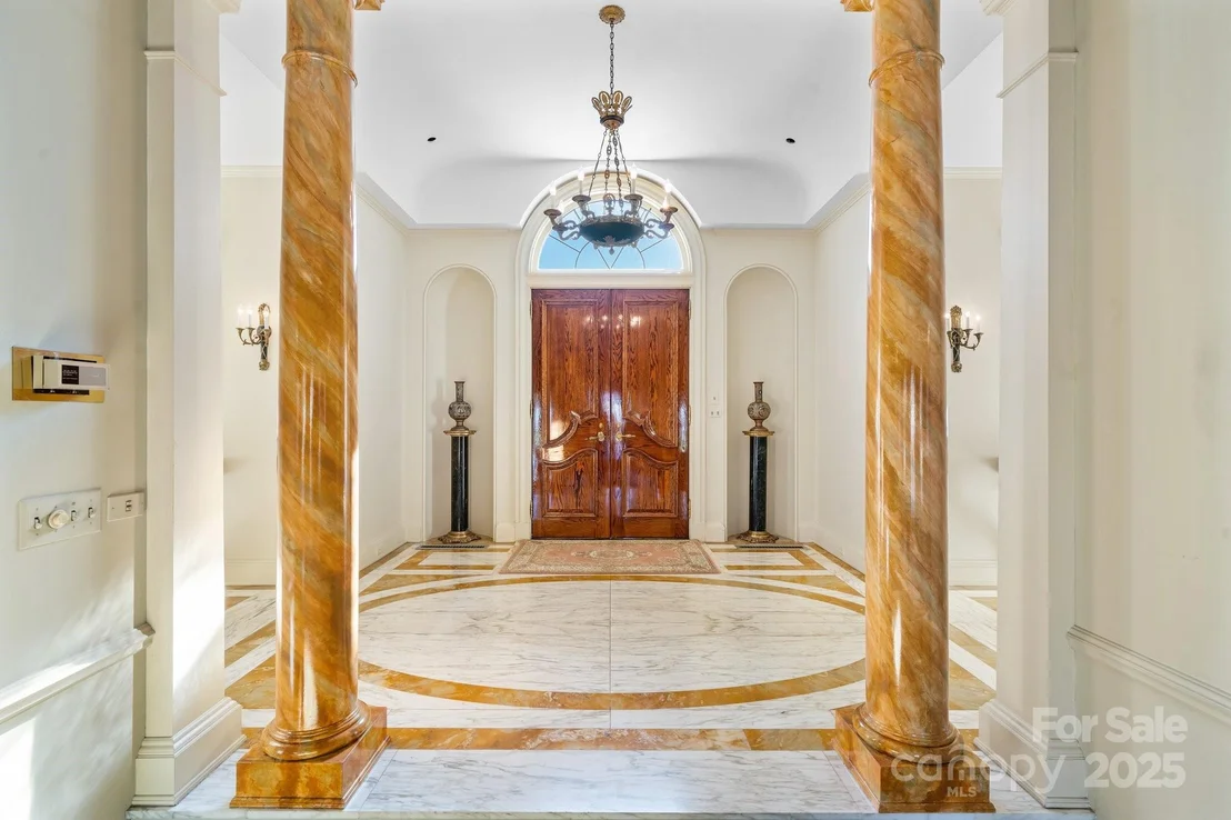 Photo of 135 Claron Place SE
