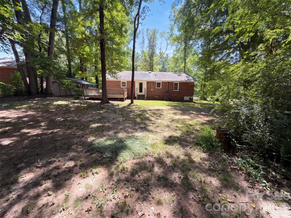 Photo of 1627 Catoe Road