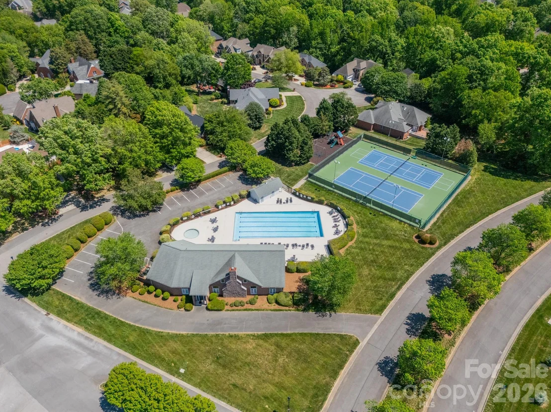Photo of 231 S Downs Way