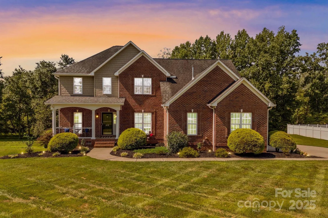 Photo of 415 Autumnlight Drive