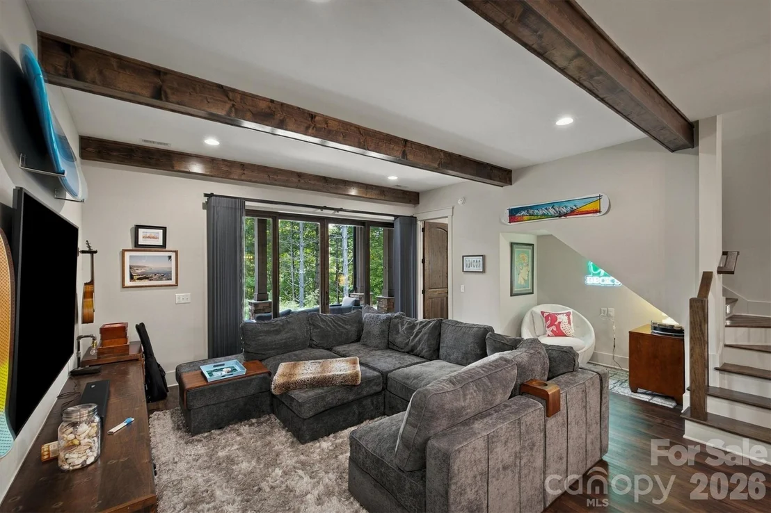 Photo of 155 Otter Waller Drive