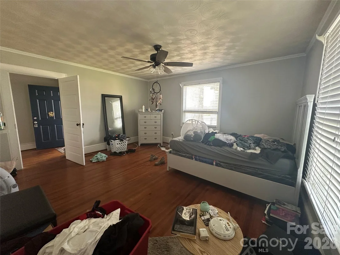 Photo of 609 Front Street
