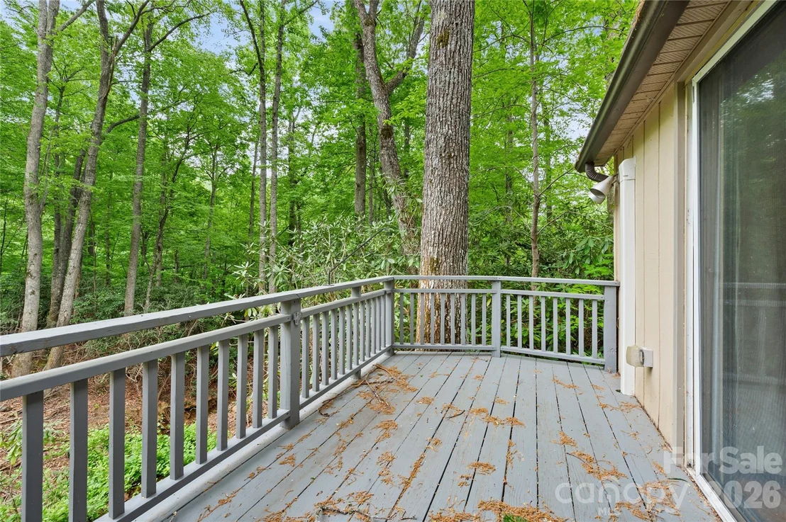 Photo of 1483 Old Fort Road
