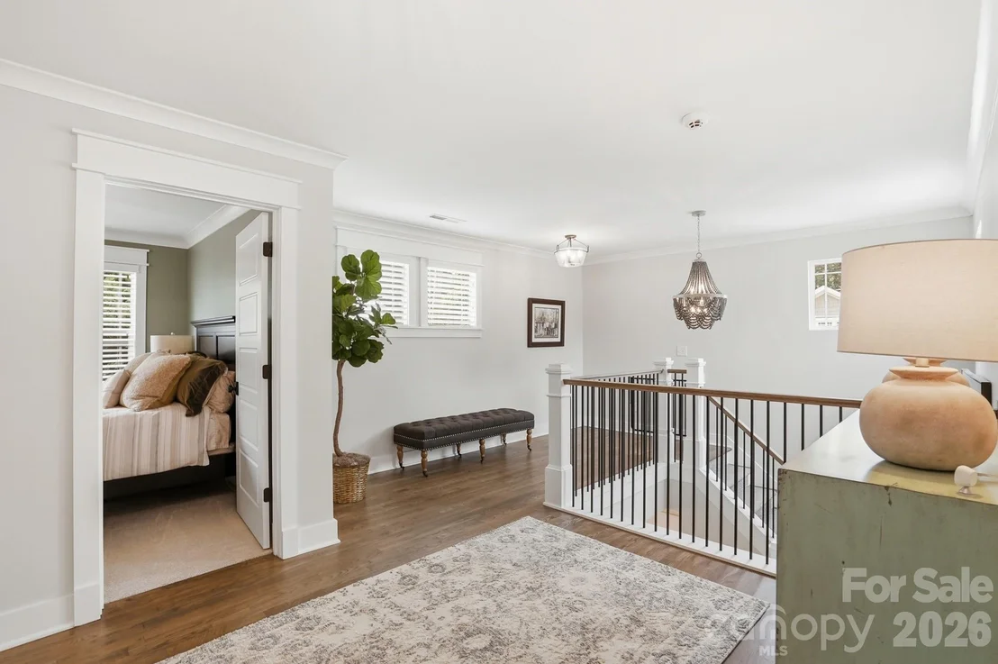 Photo of 2501 Marshall Place
