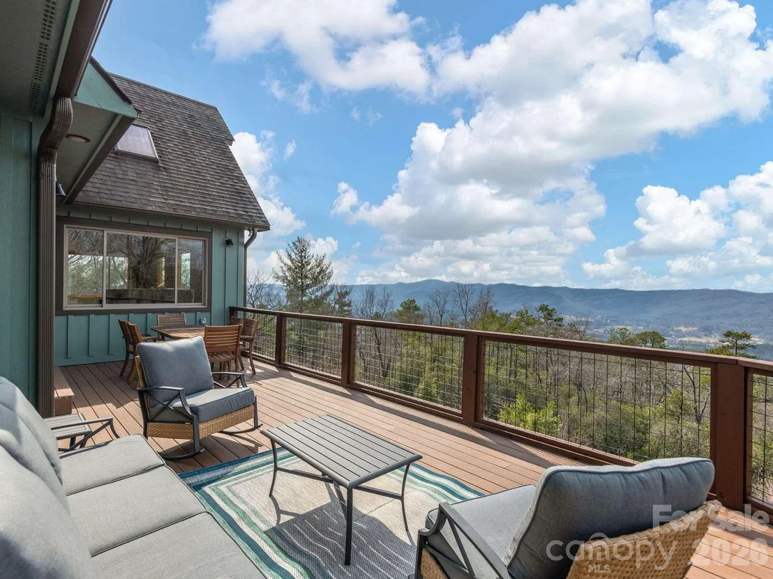 Photo of 770 Dream Weaver Drive