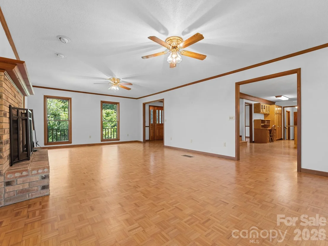 Photo of 220 Wingfield Way