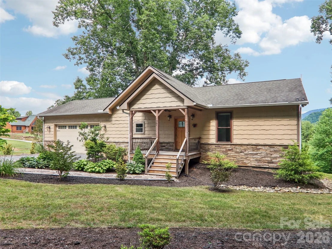 Photo of 77 Willow Stone Way