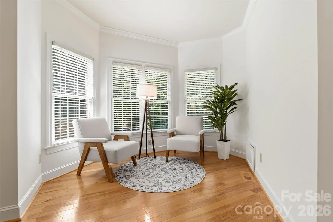 Photo of 675 Heather Drive