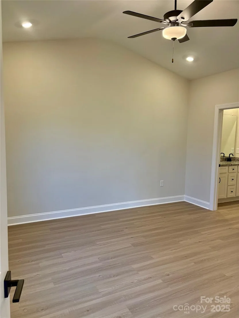 Photo of 125 Jacobs Hill Place