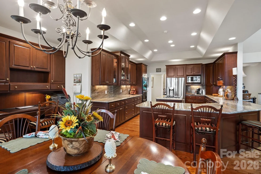 Photo of 209 Pineholt Lane