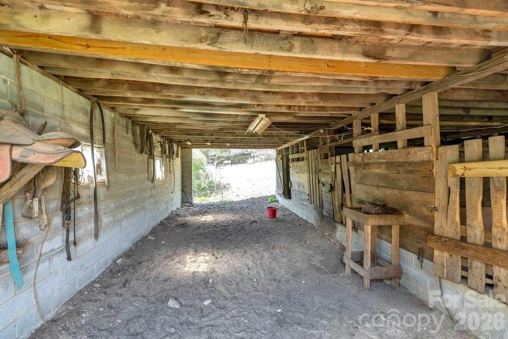 Photo of 1068 Laurel Branch Road