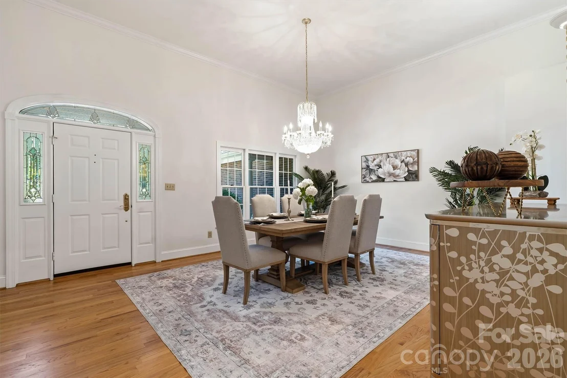 Photo of 675 Heather Drive