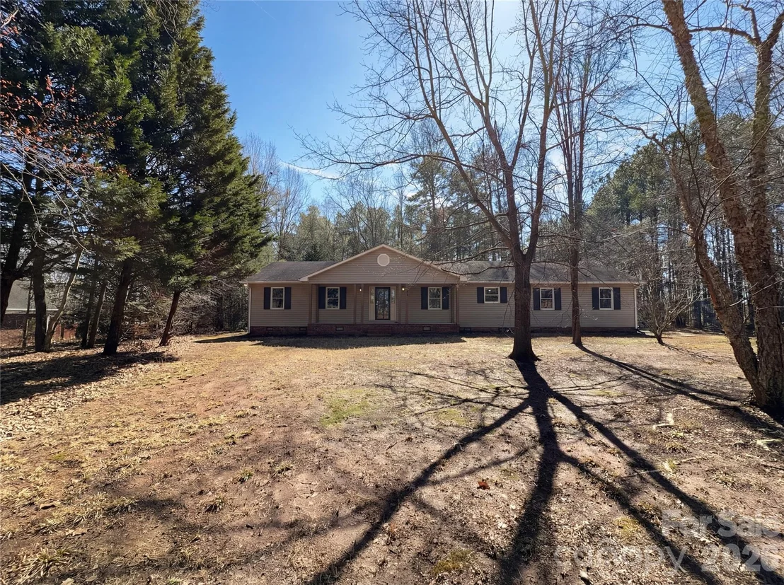 Photo of 16138 Substation Road