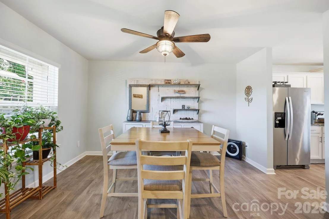 Photo of 1276 Hickory Point Drive