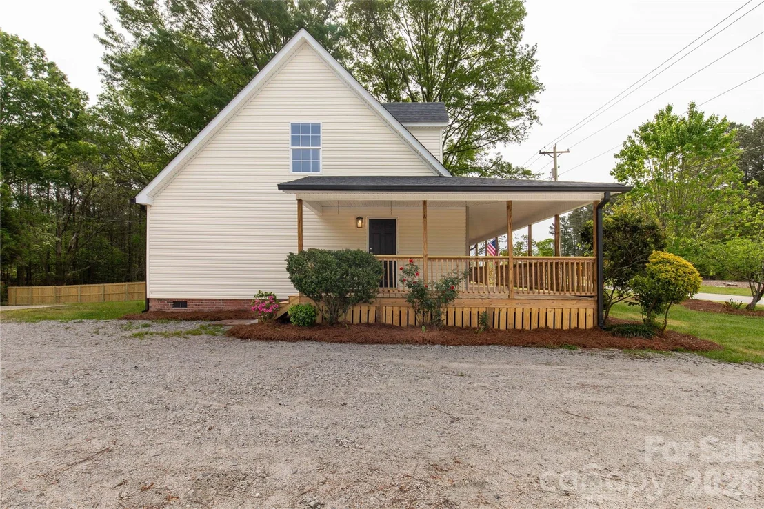 Photo of 2425 Kershaw Camden Highway