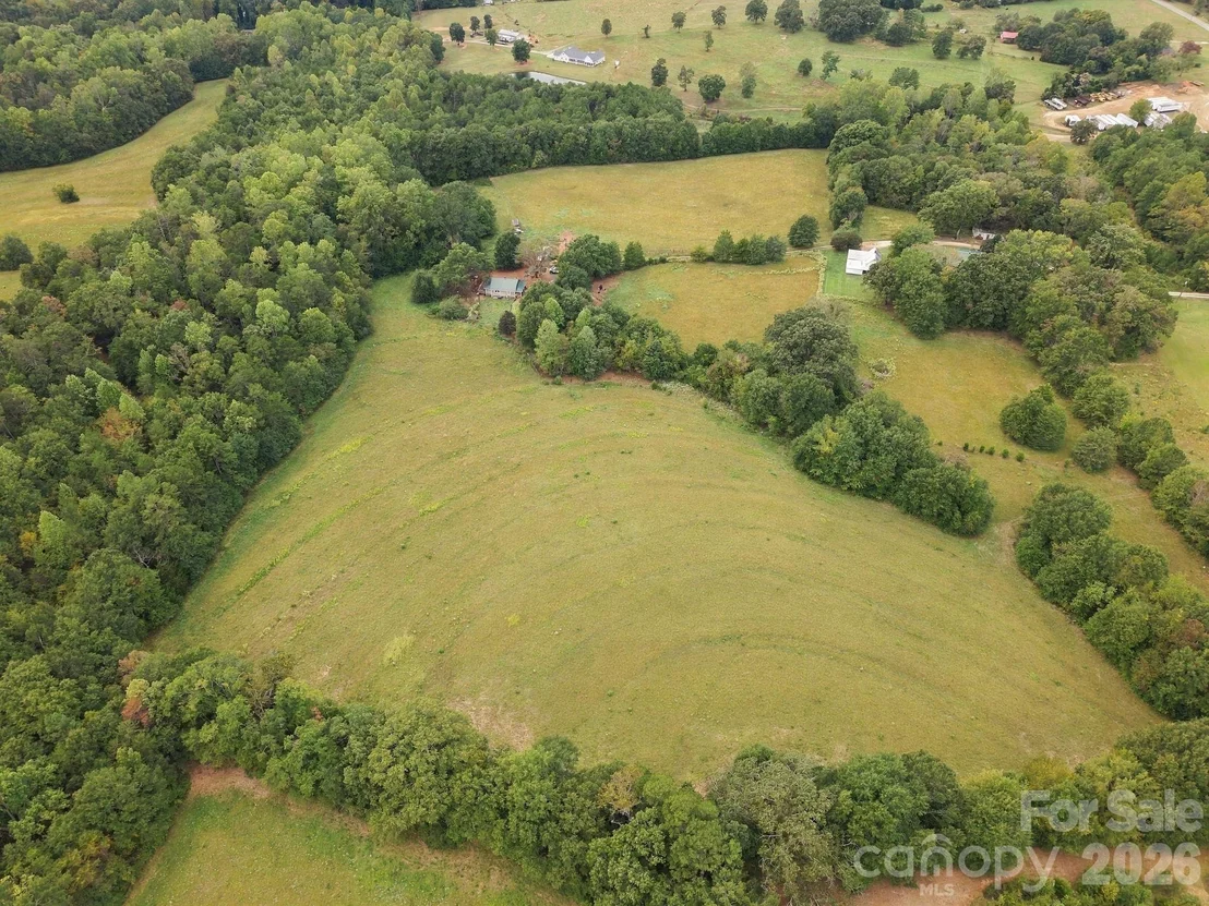 Photo of 250 Circus Trail