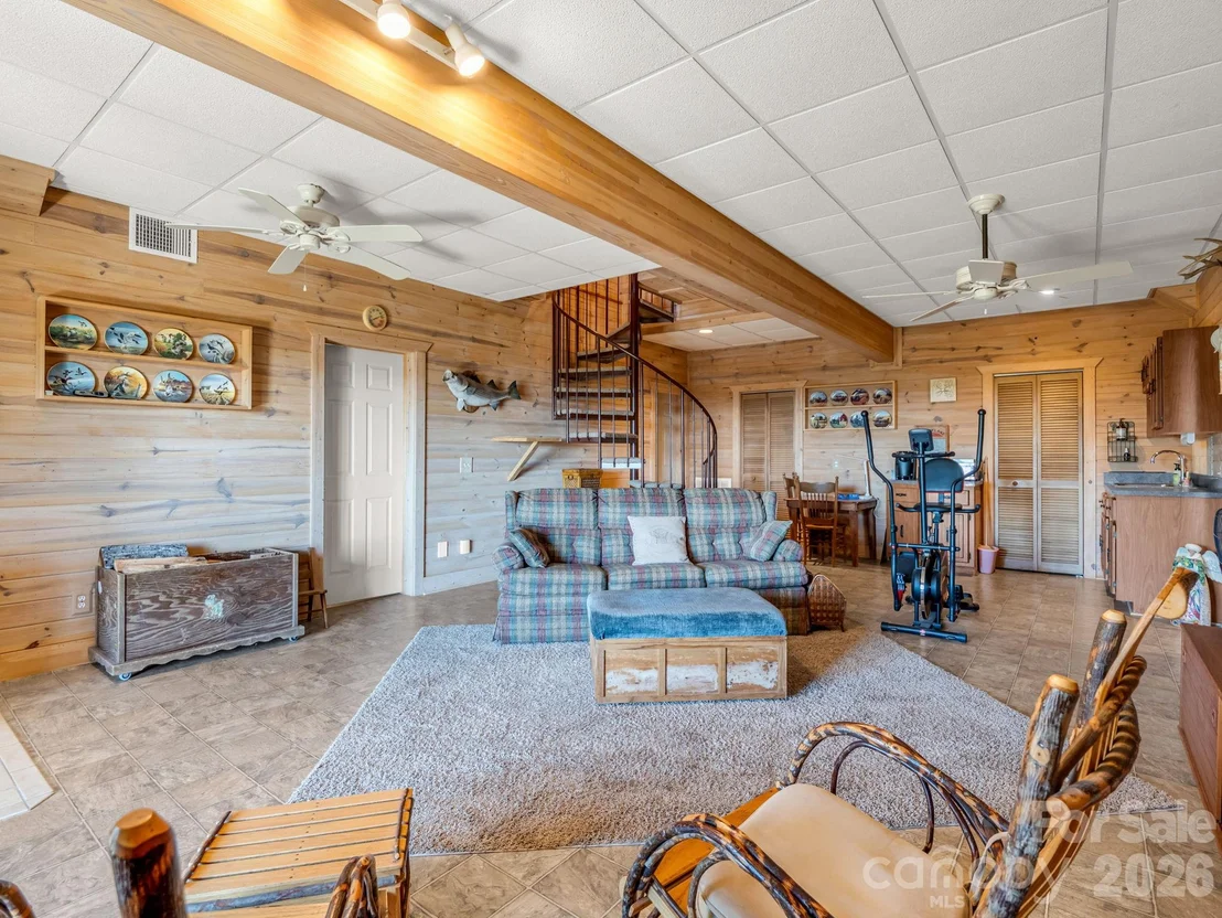 Photo of 762 Valley View Drive