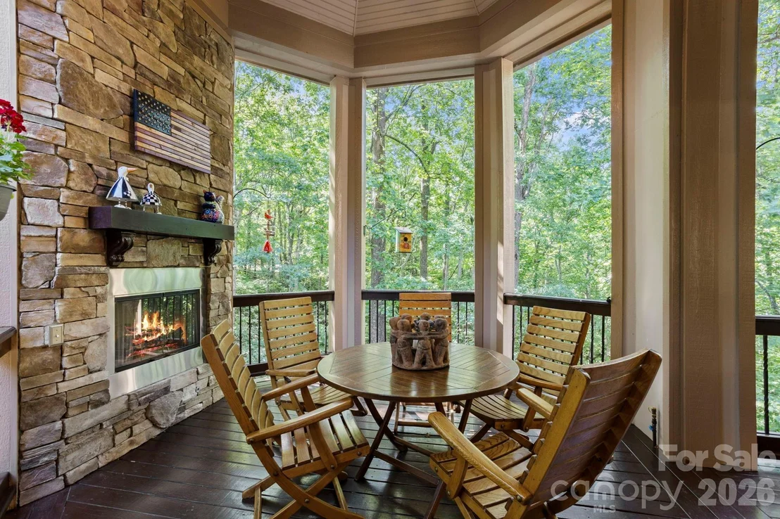 Photo of 132 Pinnacle Peak Lane