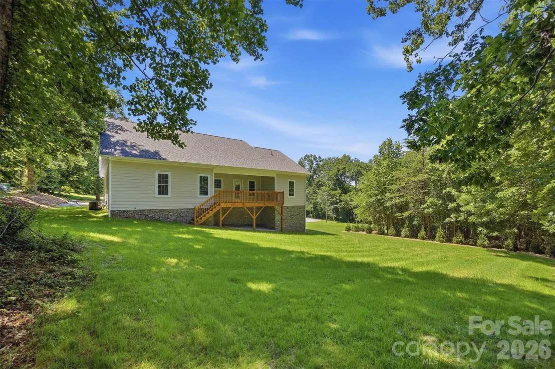 Photo of 107 Meadow View Street