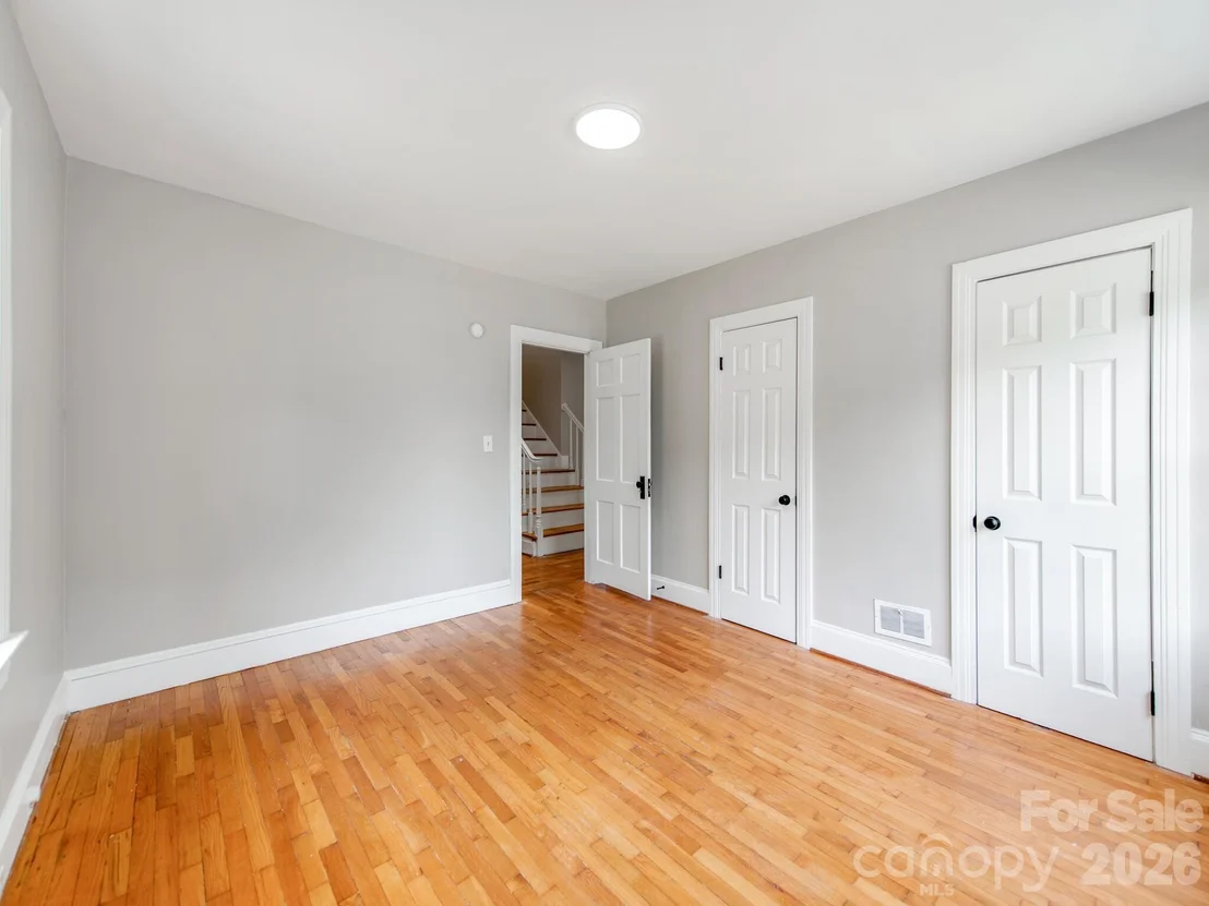 Photo of 113 Falls Street