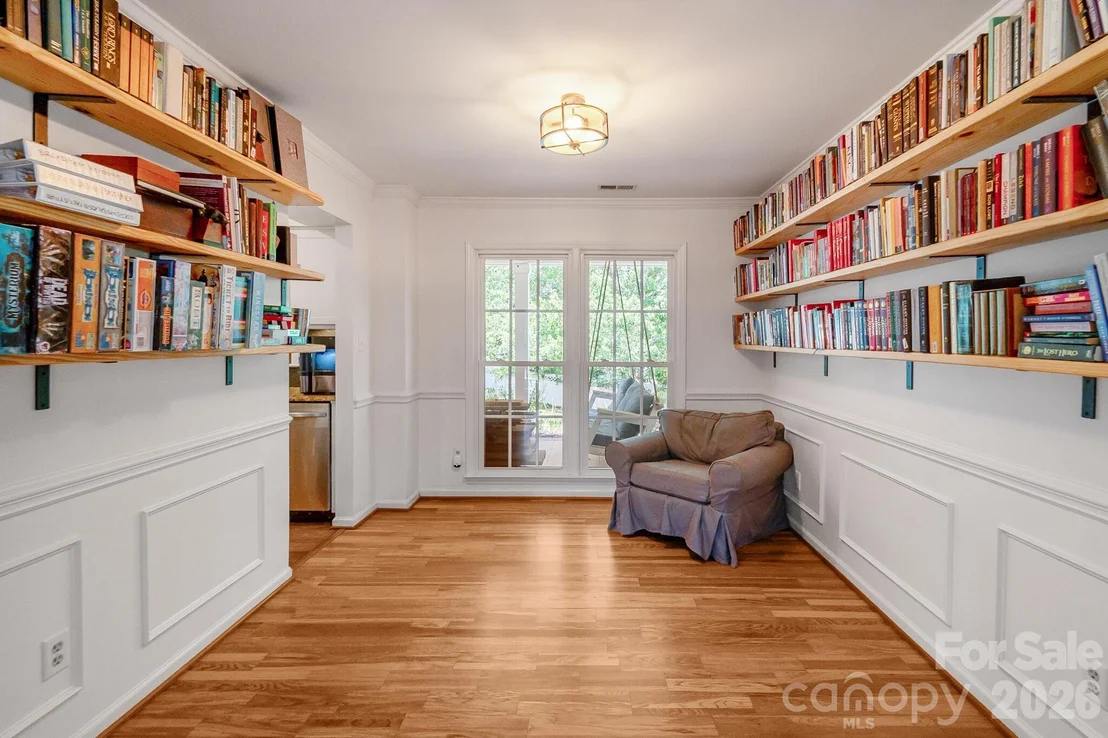 Photo of 12328 Sandringham Place