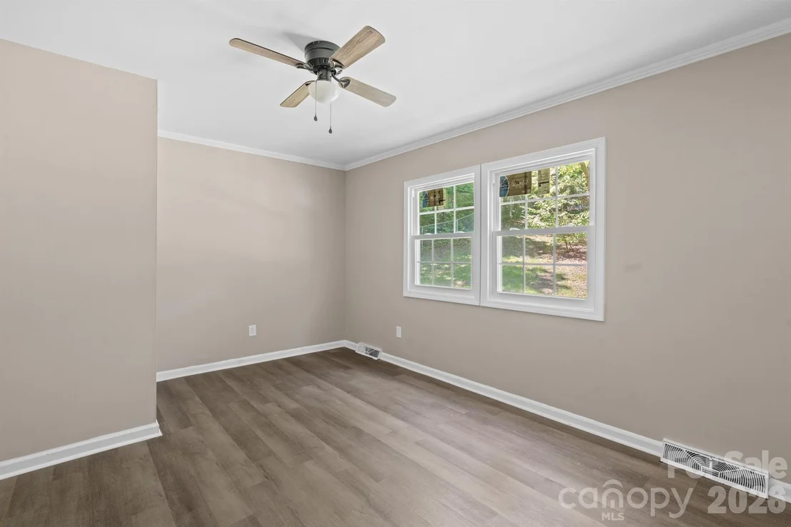 Photo of 755 Cumberland Circle