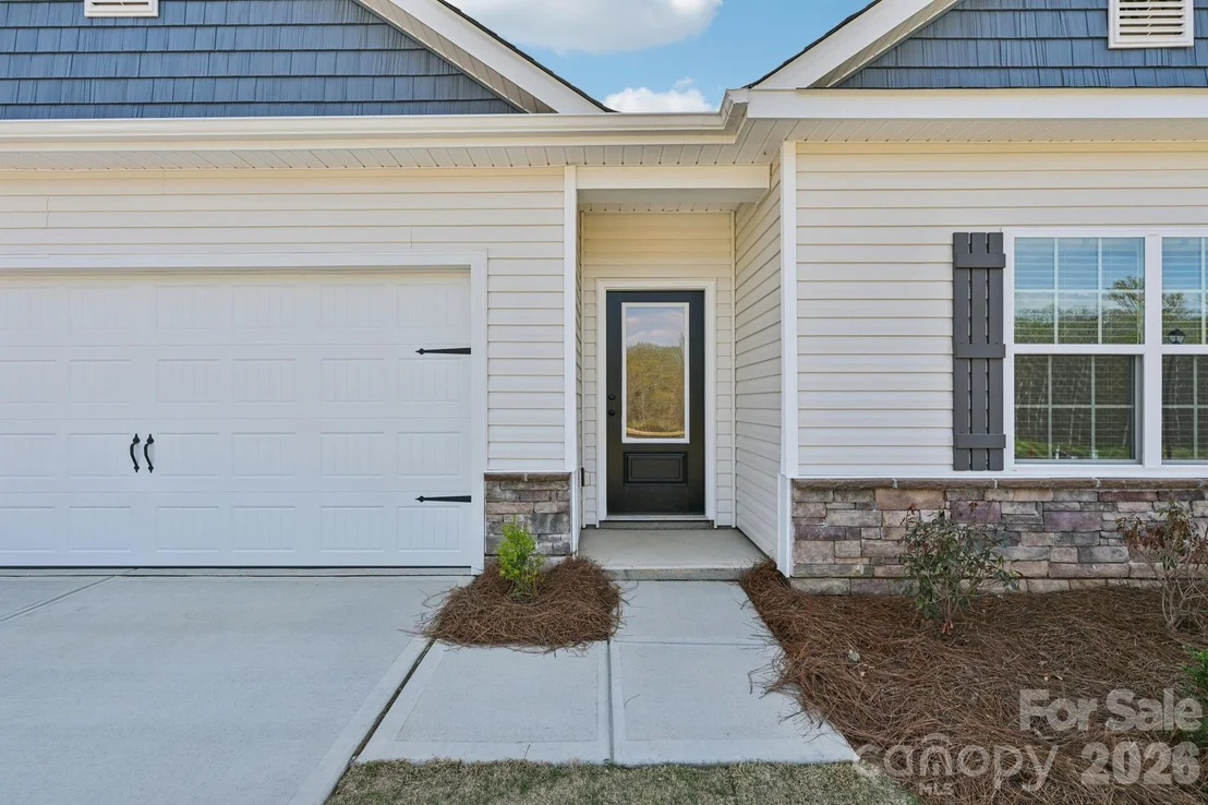 Photo of 820 Willow Estates Drive