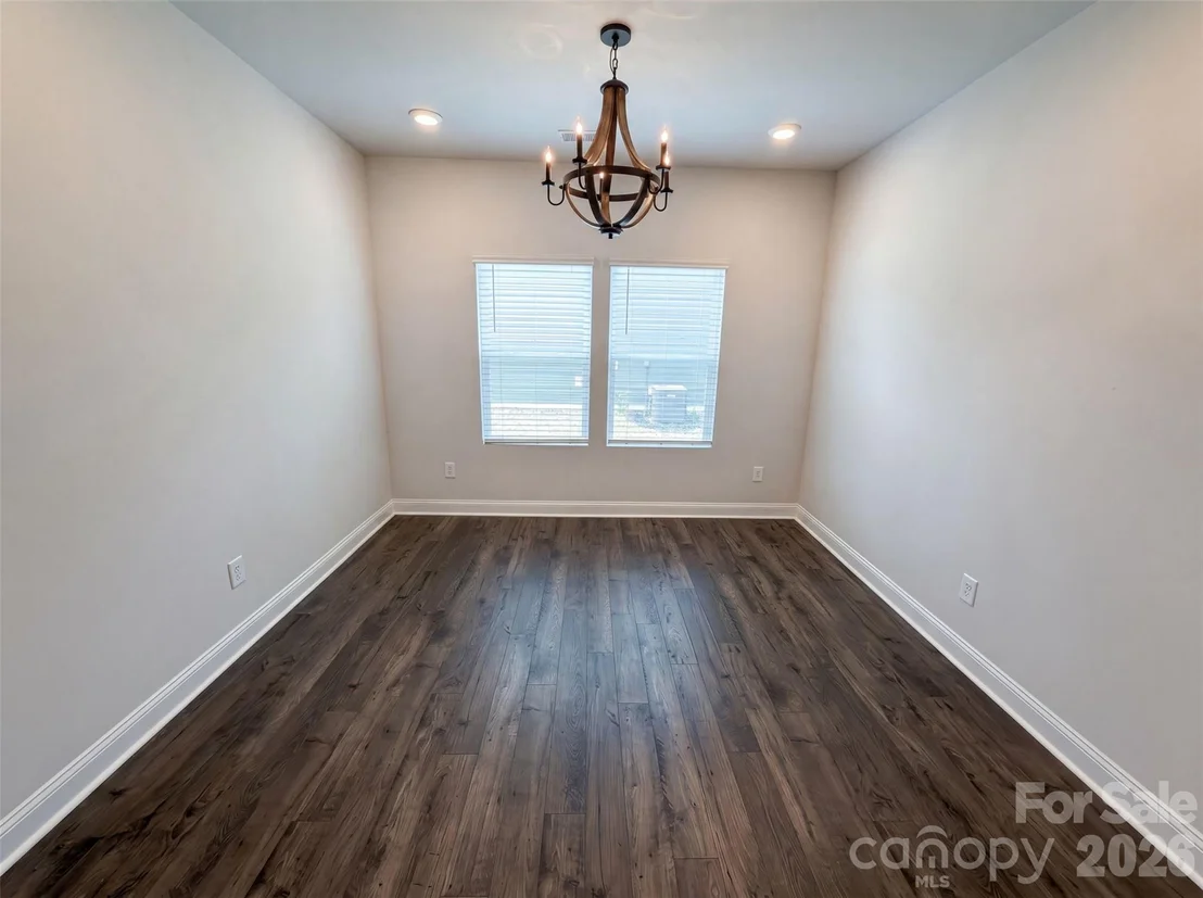 Photo of 1217 Black Walnut Street