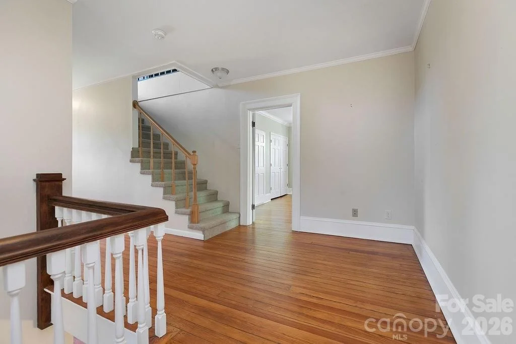 Photo of 208 Probart Street