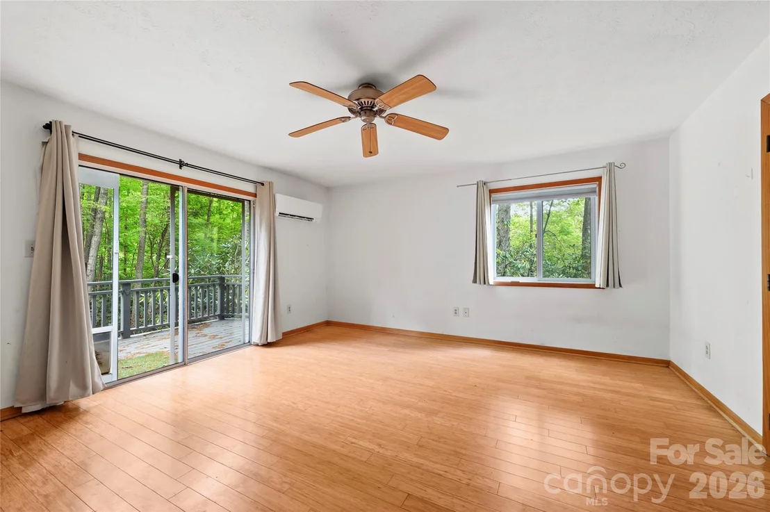Photo of 1483 Old Fort Road