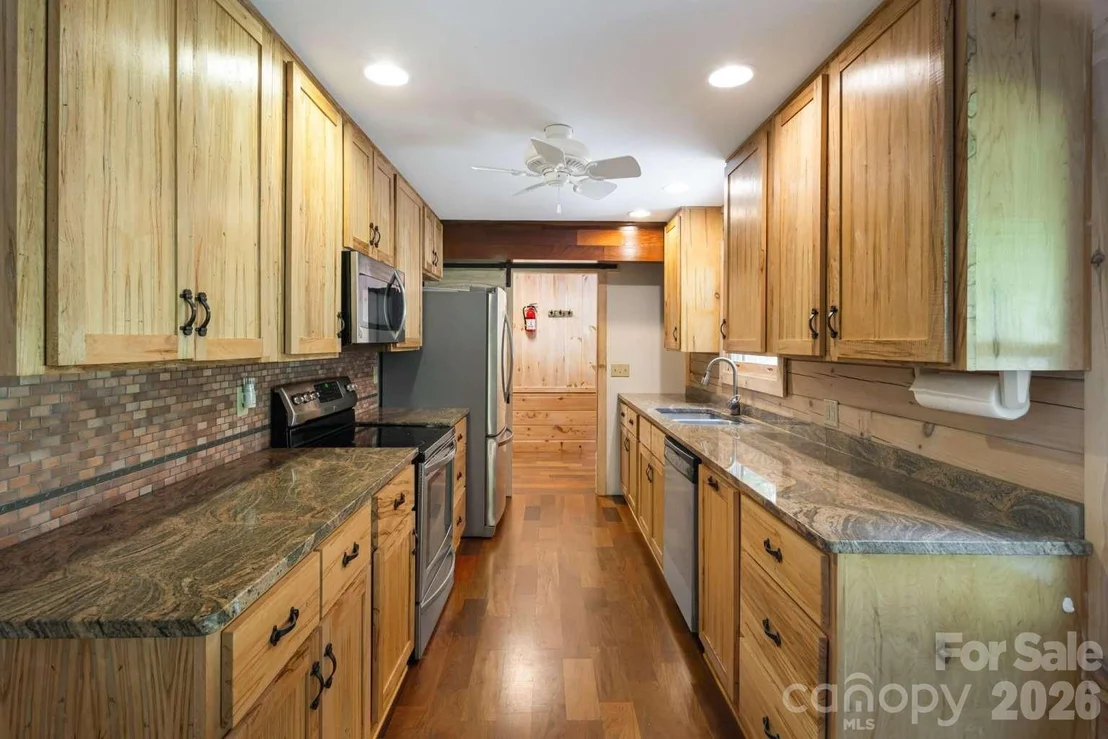Photo of 382 Paint Fork Road
