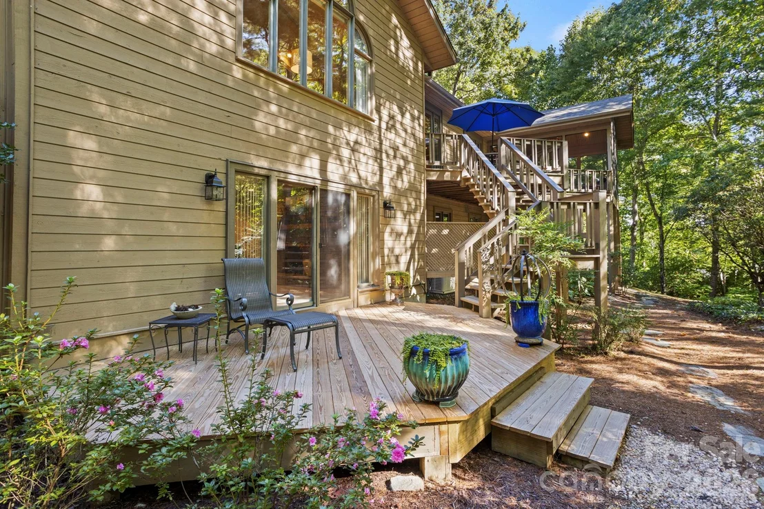 Photo of 308 Kenmure Drive