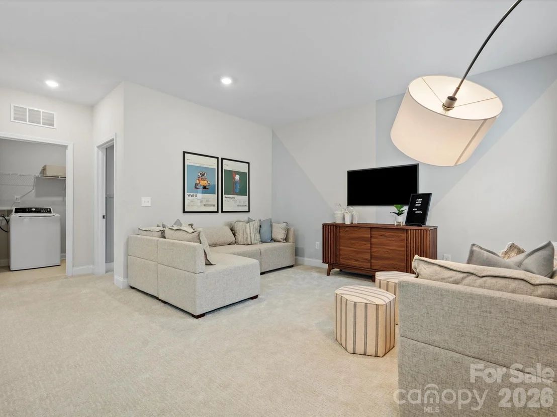 Photo of 5049 Puddle Pond Road