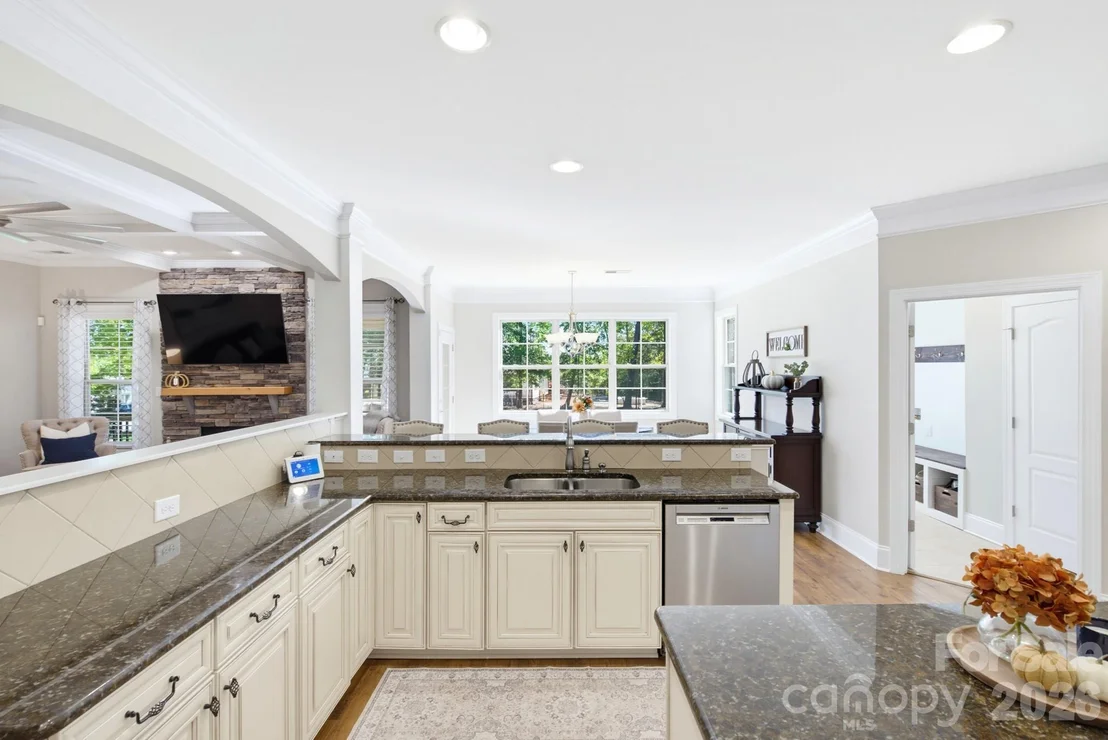 Photo of 3060 Feathers Drive