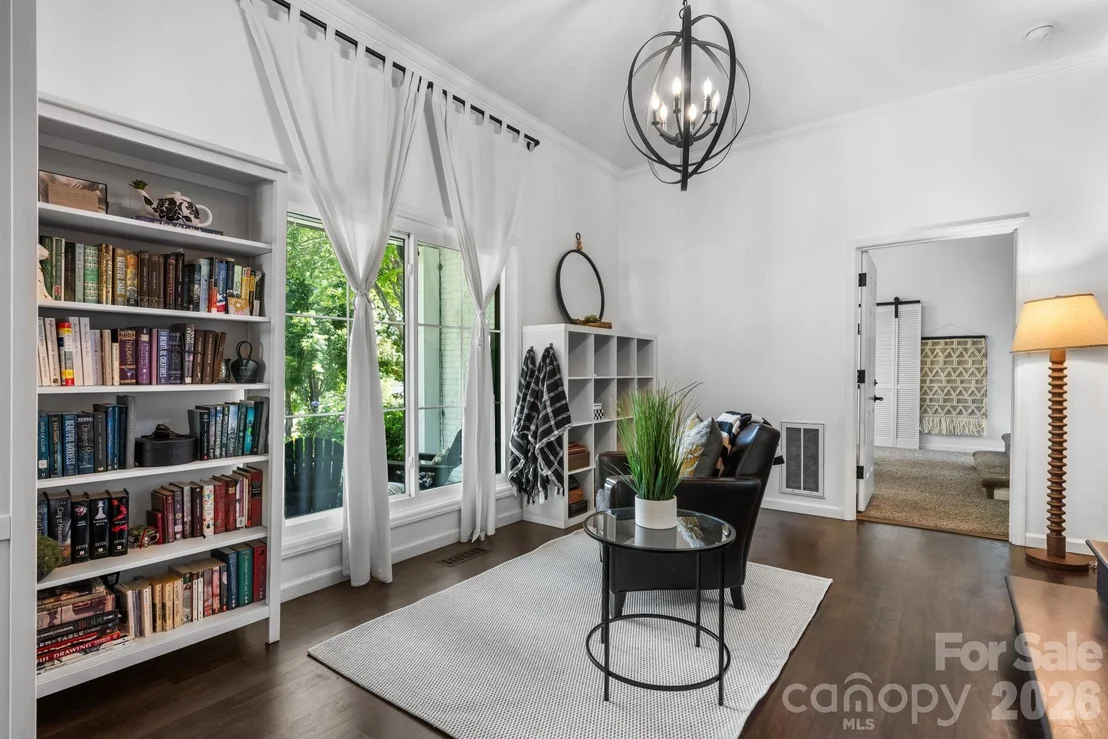 Photo of 1314 Shirebourn Drive