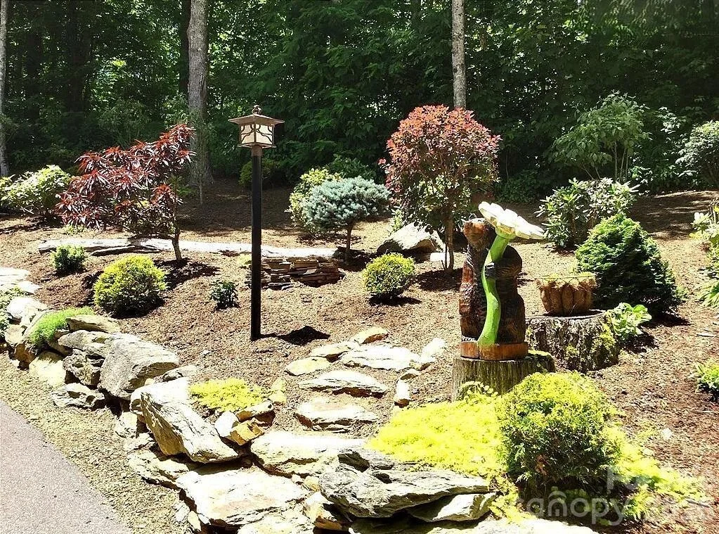 Photo of 811 Hemlock Drive