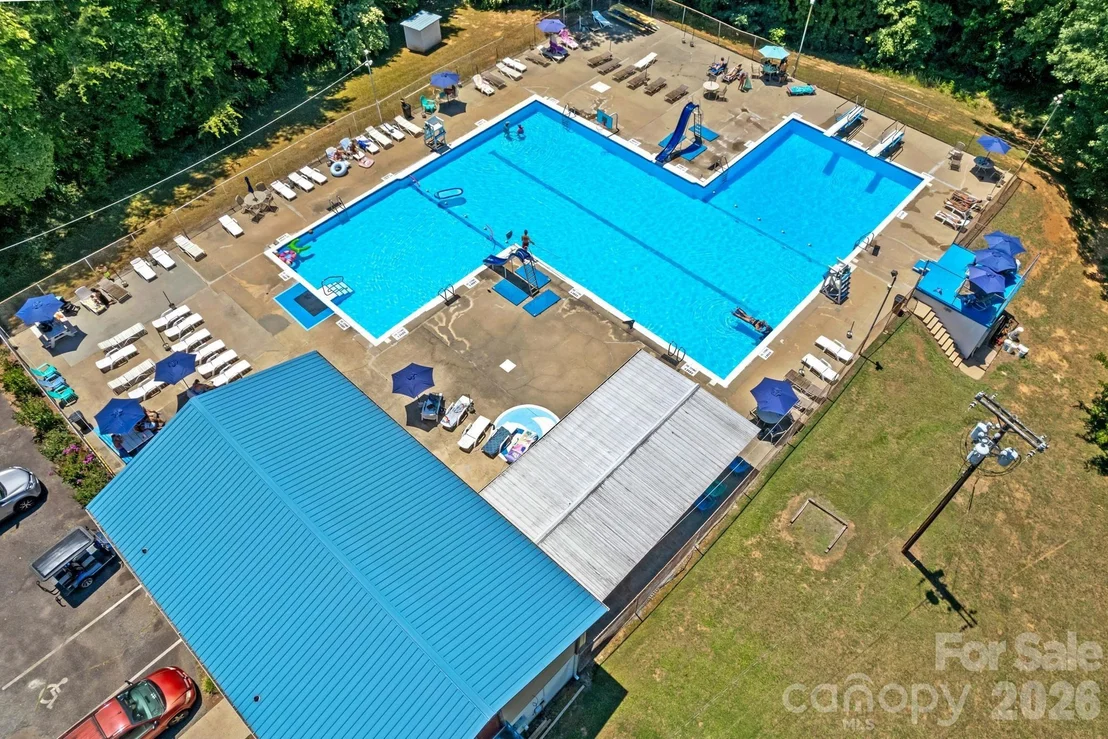 Photo of 465 Bonanza Drive