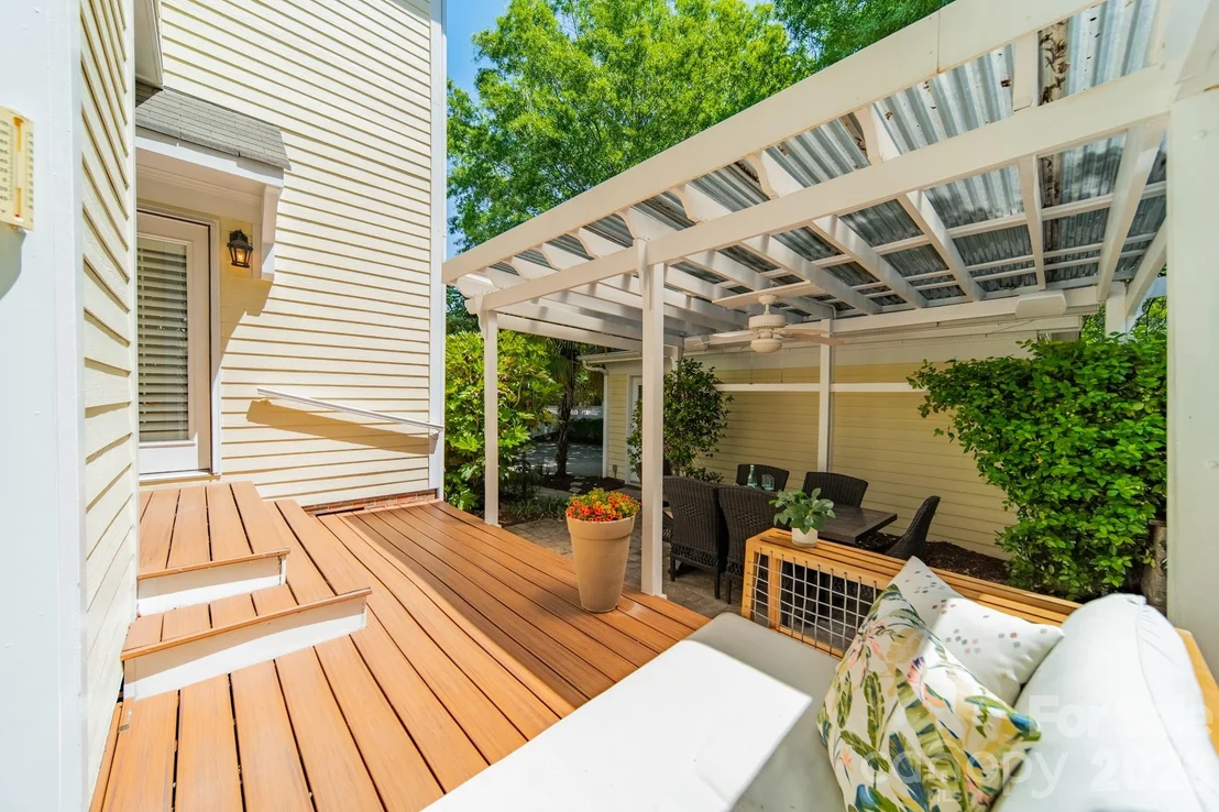 Photo of 6121 Caseys Side Way
