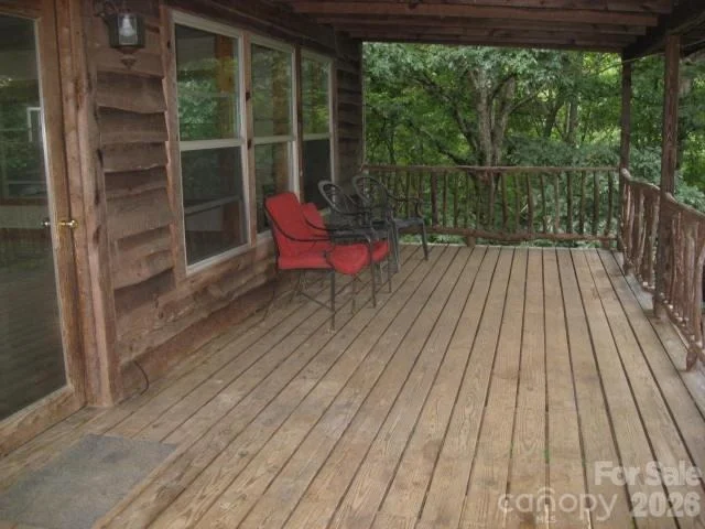 Photo of 409 Arrowood Road