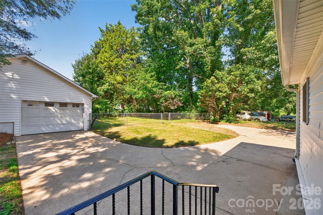 Photo of 1829 3rd Street NE