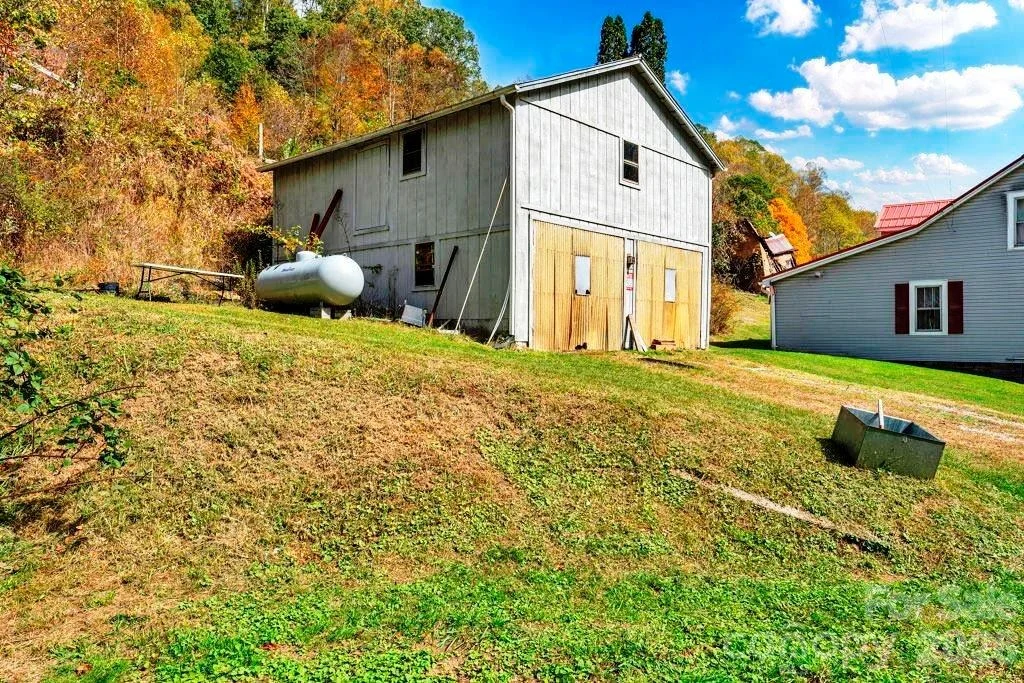 Photo of 1068 Laurel Branch Road