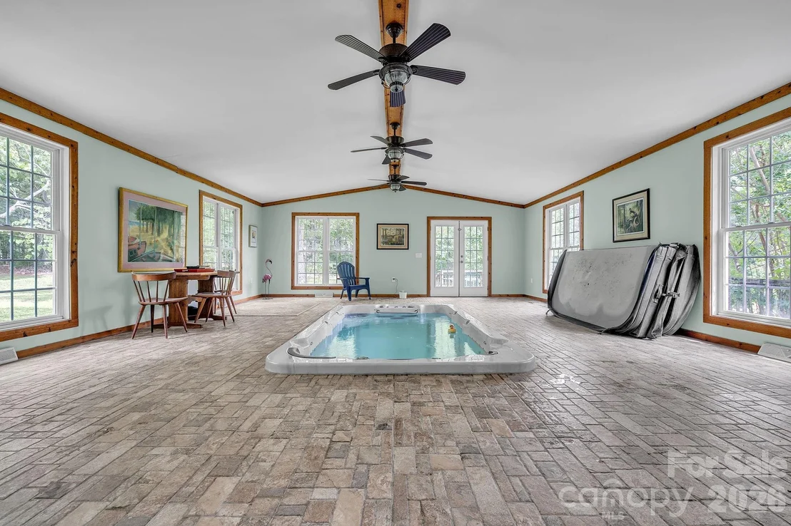 Photo of 412 Smith Road