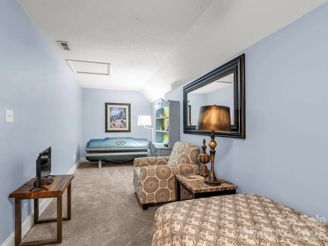 Photo of 101 Spindle Drive