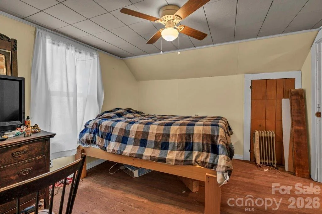 Photo of 1068 Laurel Branch Road