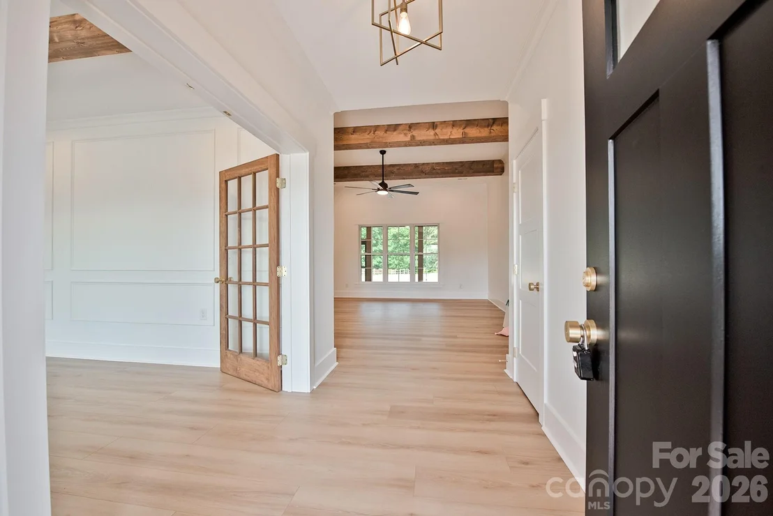 Photo of 935 Lake Wright Road