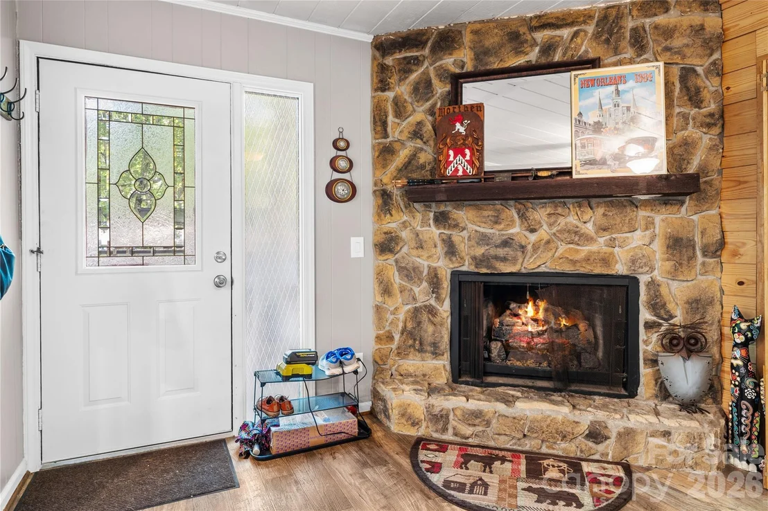 Photo of 180 Longview Road