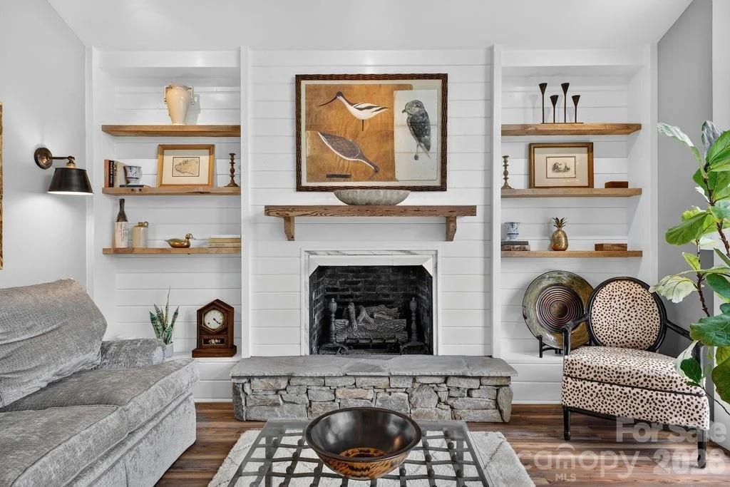 Photo of 865 Haven Drive