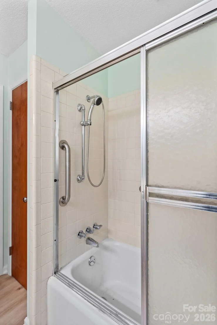 Photo of 6325 Long Ferry Road